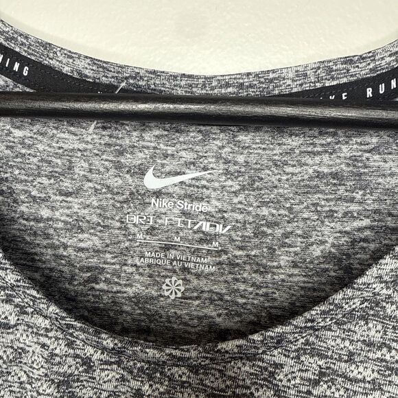 Nike DRI-FIT ADV Stride Running Athletic Tank HV5210-011 Gray Men's Medium NEW - Picture 8 of 13